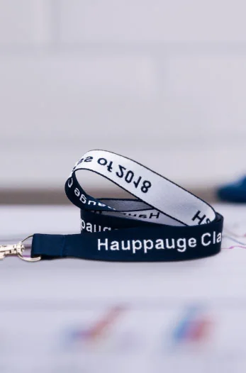 Lanyard bordado personalizado