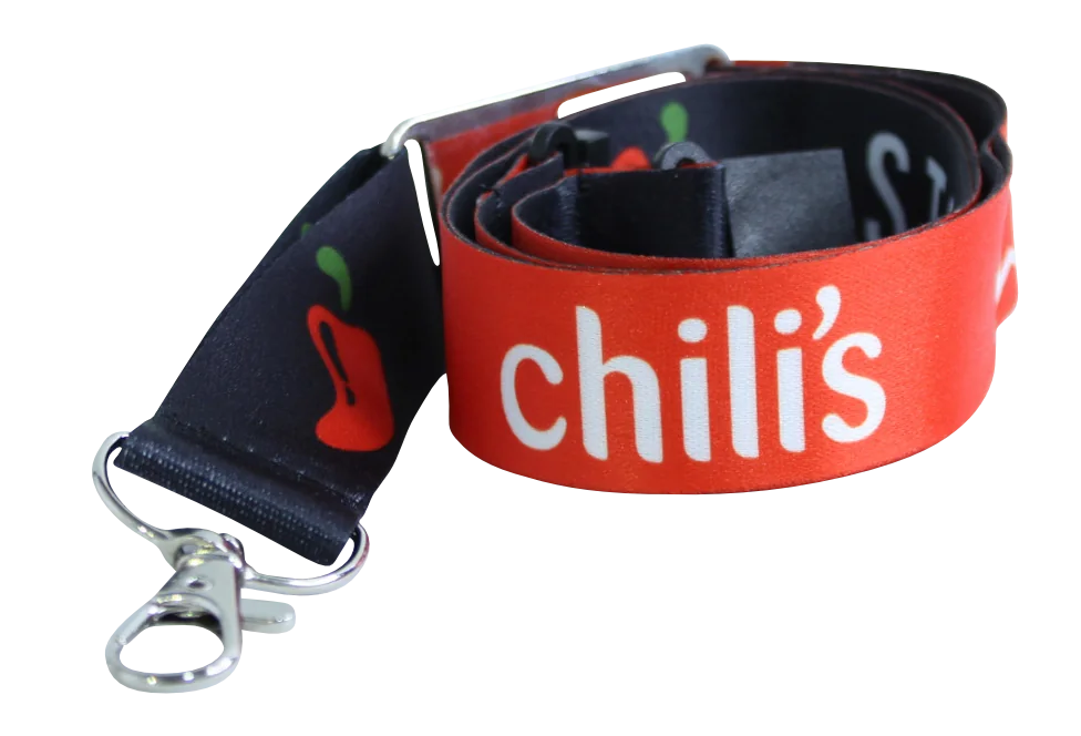 Lanyard sublimado rojo con logotipo y broche de seguridad